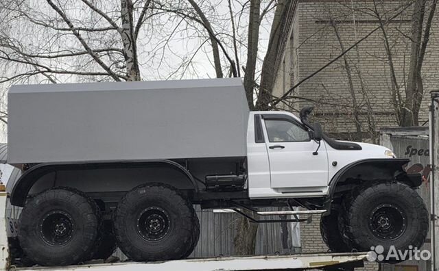 Вездеход Урса К-6х6 (снегоболотоход)