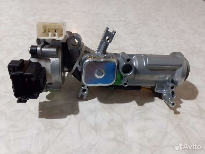 Замок с ключом на suzuki grand vitara