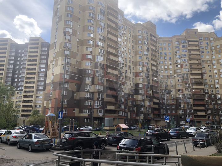 1-к. квартира, 42,5 м², 10/17 эт.