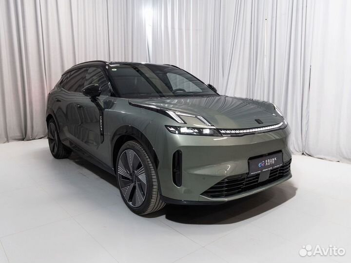 Lynk & Co 08 1.5 AT, 2024