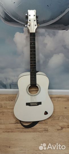 Акустическая гитара martinez