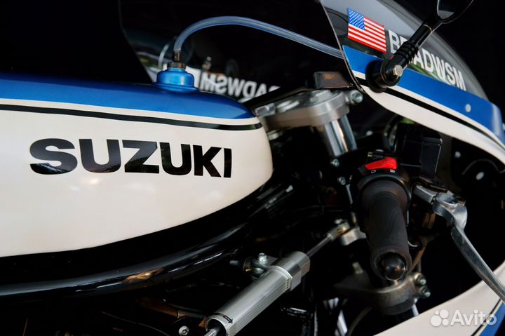 Авто / мото стайлинг наклейки