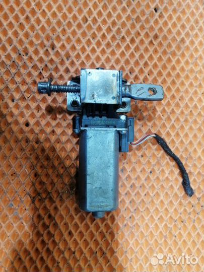 Моторчик регулировки сиденья Audi Q7 4L BHK 2009