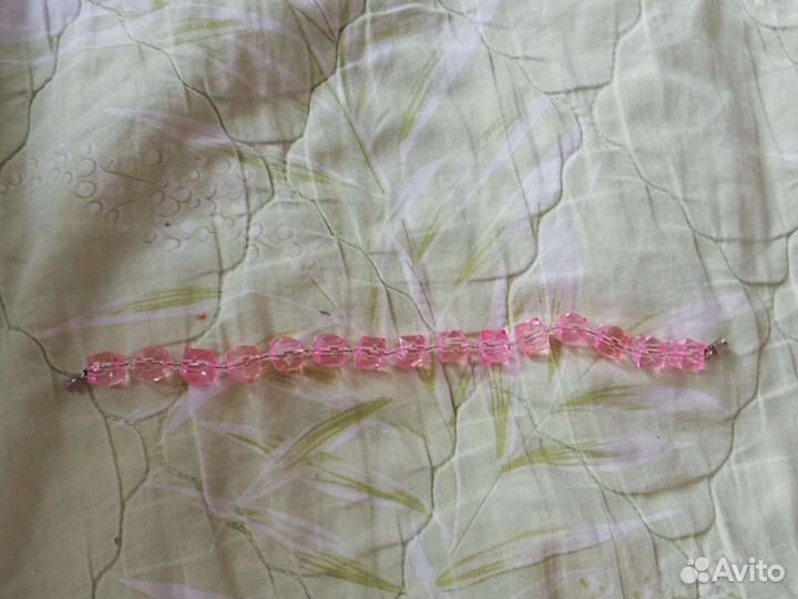 Браслет из бусин, ручная работа