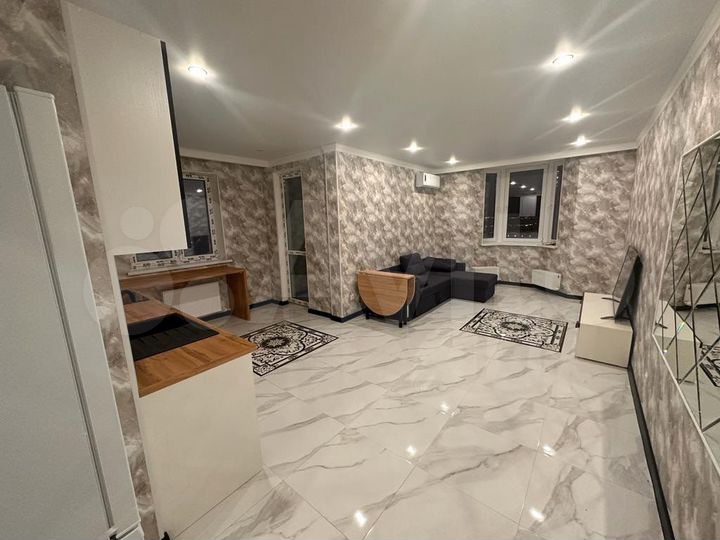 3-к. квартира, 72 м², 19/19 эт.