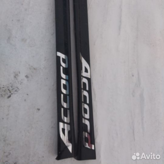 Накладки на пороги Honda Accord 6