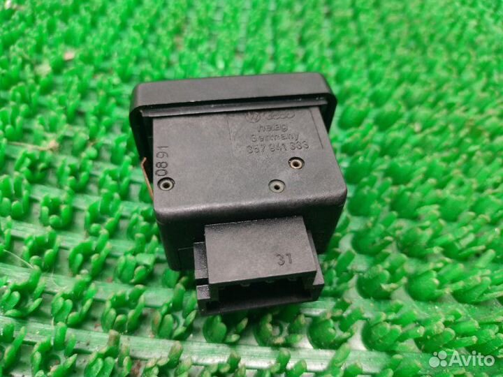 Кнопка корректора фар Volkswagen Passat B3 PF 1990