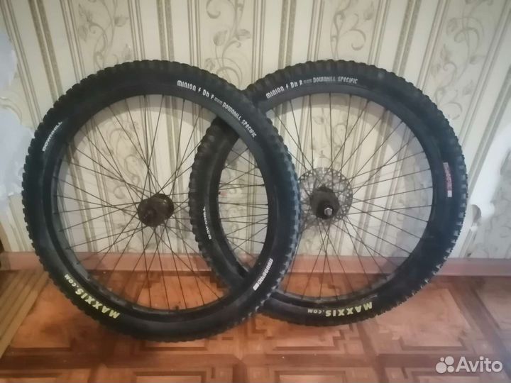 Колеса 26 Weinmann Zacx Maxxis Minion