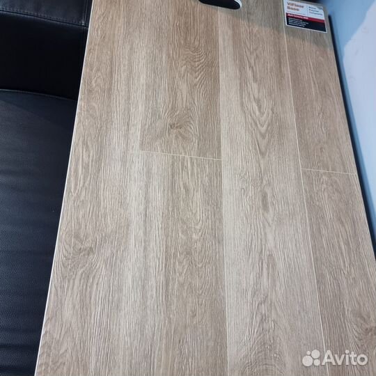 Кварцвиниловая плитка замковая Дуб Сельма