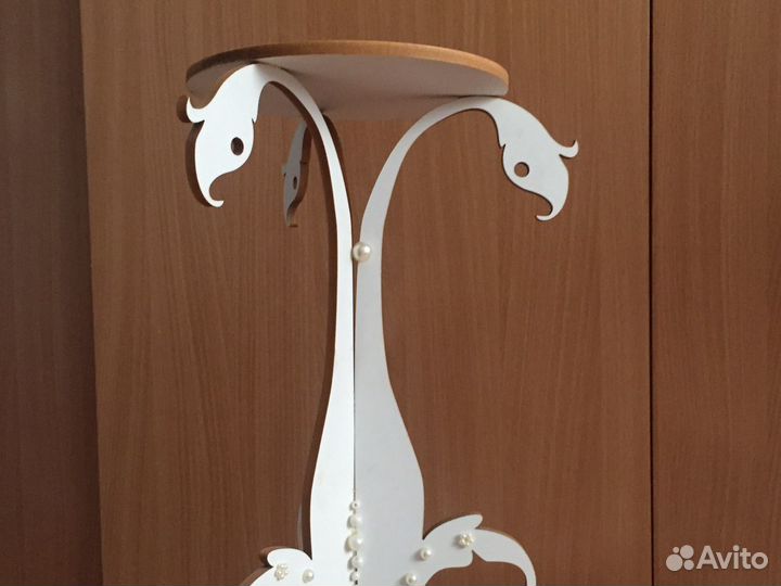 Декоративный элемент, подставка