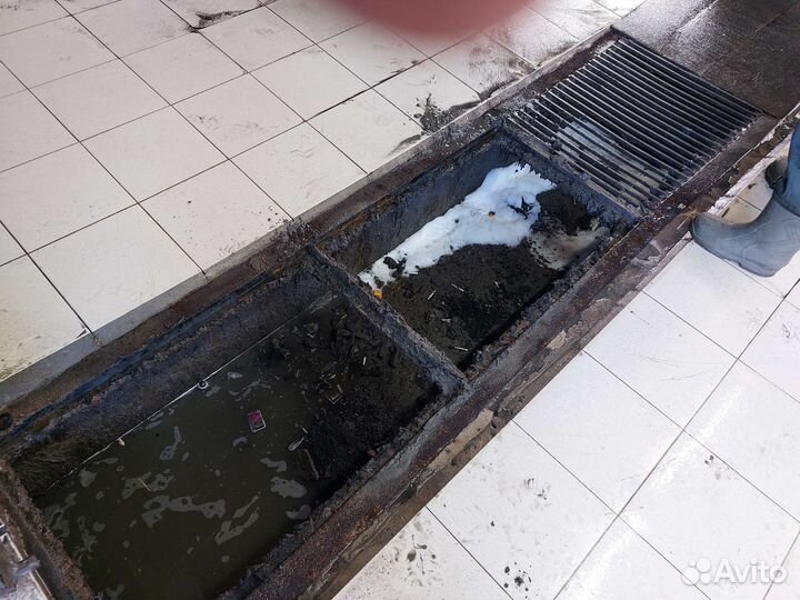 Откачка септиков, выгребных ям, илосос