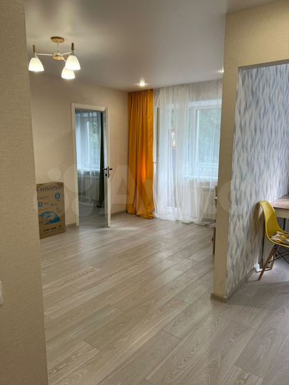 2-к. квартира, 43 м², 4/5 эт.