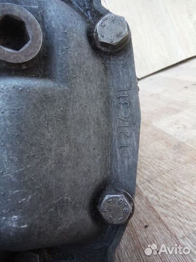 Редуктор задний BMW 5 (E39) 2000