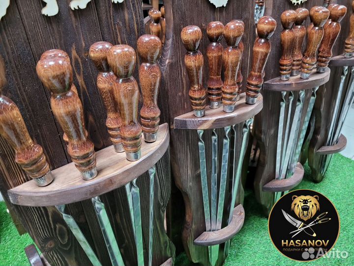 Настенная подставка с шампурами