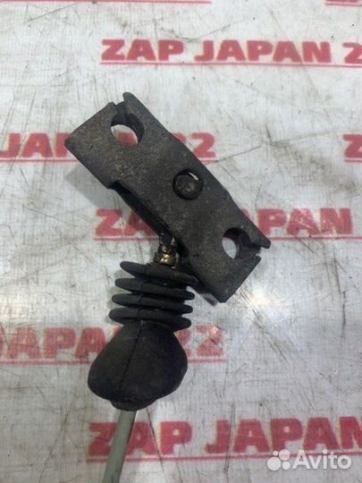 Трос ручника Mitsubishi Challenger K96 6G72 1996