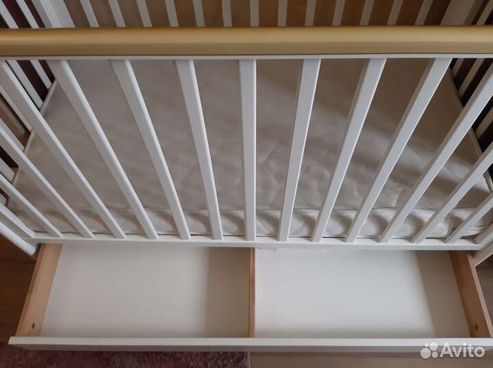 Детская кроватка