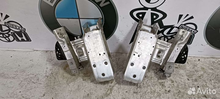 Крепление усилителя бампера BMW f30