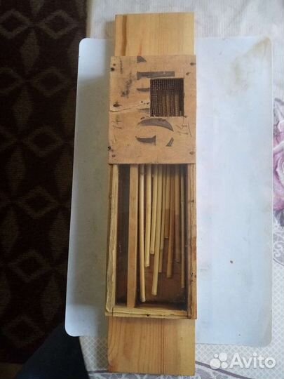 Пчело кормушка