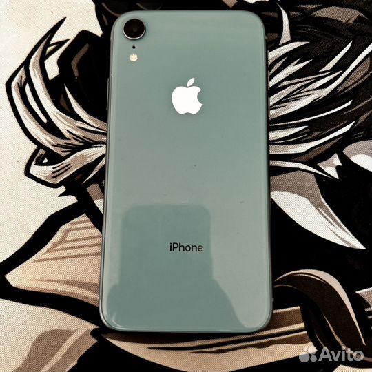 iPhone Xr, 64 ГБ