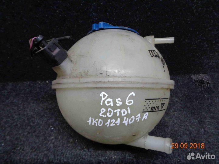 Бачок расширительный Volkswagen Mk5 (2003—2009) 1K