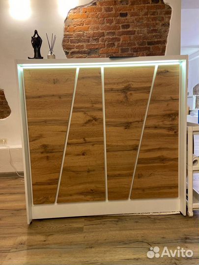 Ресепшн в наличии