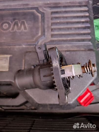 Термостат opel astra j