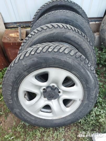 Колеса 215/65 R16 102T,5х114,3цо63мм