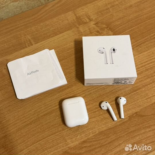 Наушники Apple Airpods Series 1