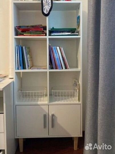 Стеллаж и растущий стул