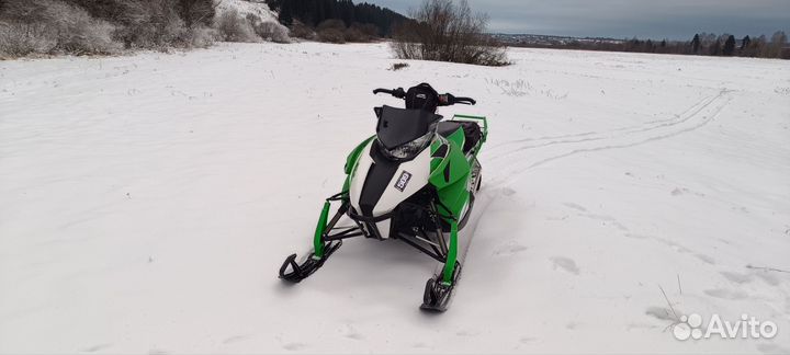Arctic cat M 800 HCR 2013