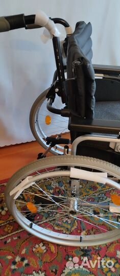 Инвалидная коляска новая