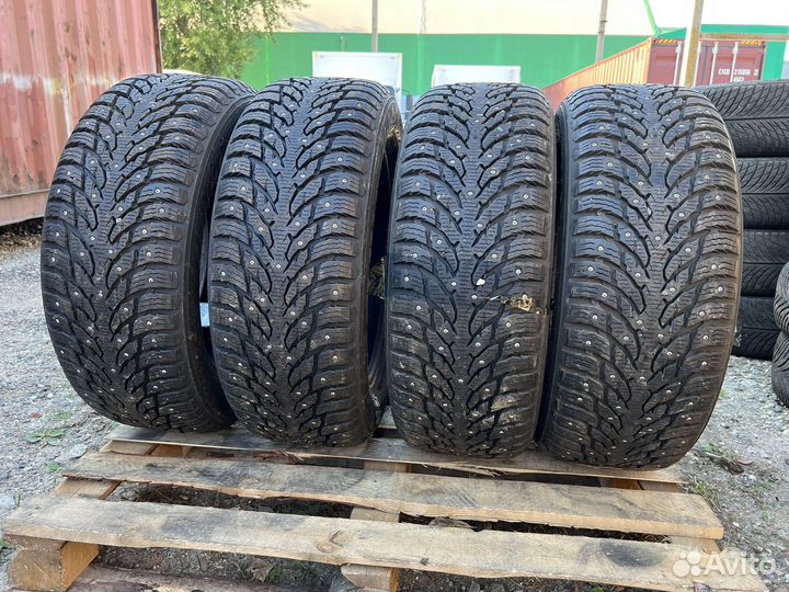 Nokian Tyres Hakkapeliitta 9 SUV 255/55 R19 111T