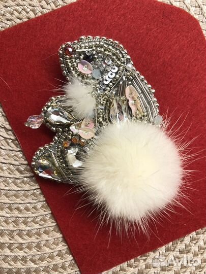 Брошь ручной работы