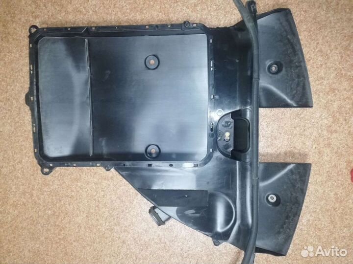 Воздуховод на капот Mazda 3 bk MPS для интеркулера