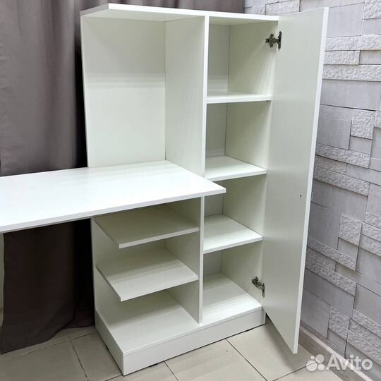 Стол компьютерный