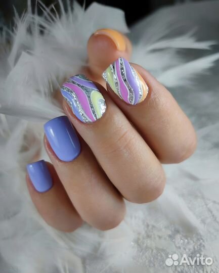 Маникюр, педикюр, наращивание ногтей, гель-лак