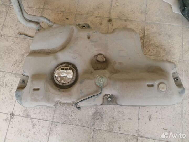 Топливный бак renault logan