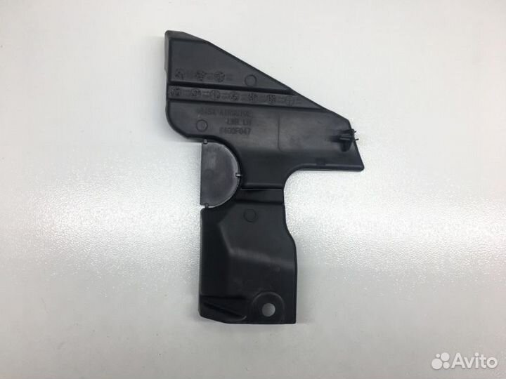 Дефлектор радиатора левый Mitsubishi Outlander 3