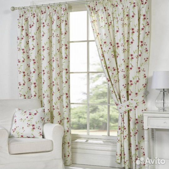 Шторы портьеры, цветы из хлопка на органзе