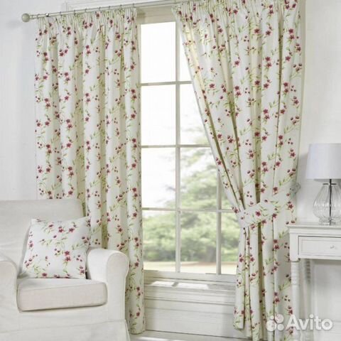 Шторы портьеры, цветы из хлопка на органзе