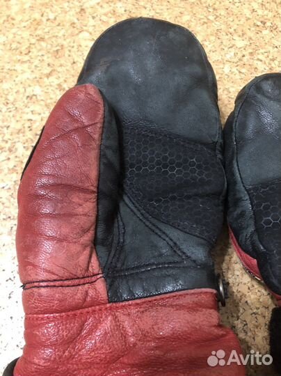 Горнолыжные варежки Leki