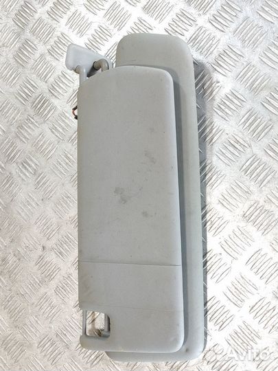 Козырек солнцезащитный Volkswagen Touareg 2002 201