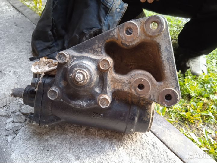 Рулевой редуктор Nissan Atlas