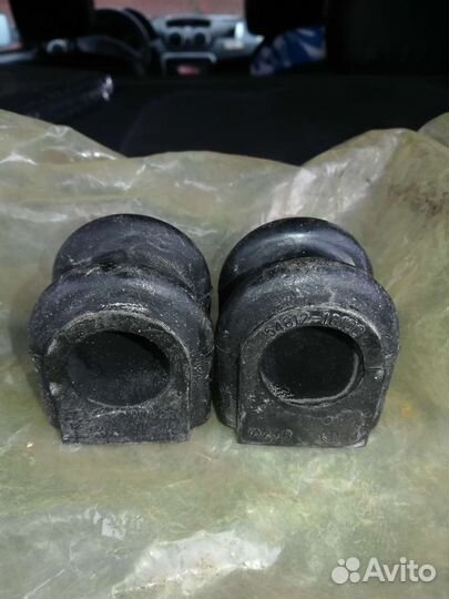 Втулки стабилизатора киа Рио 2