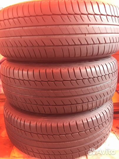 Michelin Primacy HP 215/60 R16