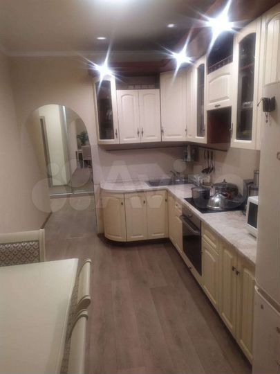 2-к. квартира, 59 м², 4/6 эт.