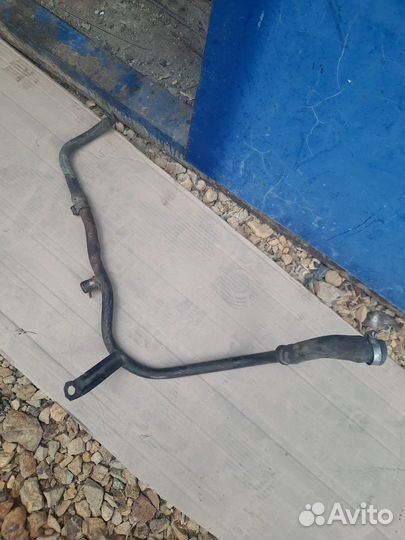 Трубка системы охлаждения ауди 80 б3