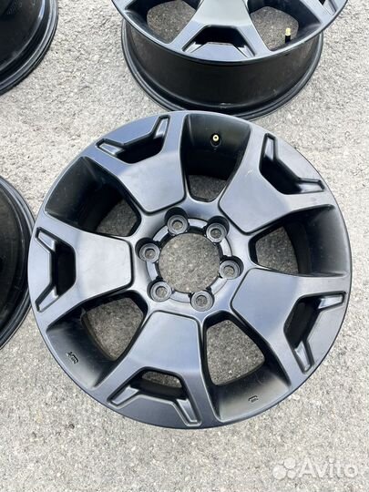 Оригинальные диски Hilux R18 black