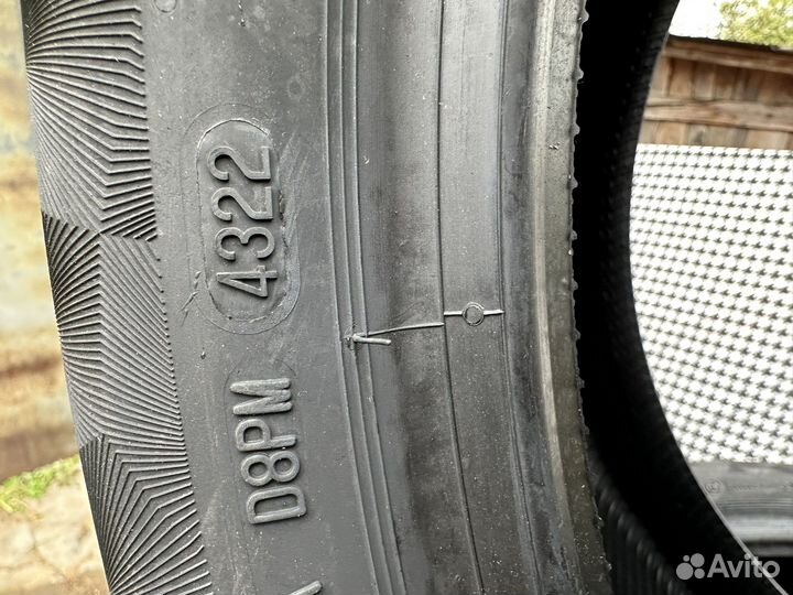 Continental ContiPremiumContact 6 315/30 R22 и 275/35 R22 107Y