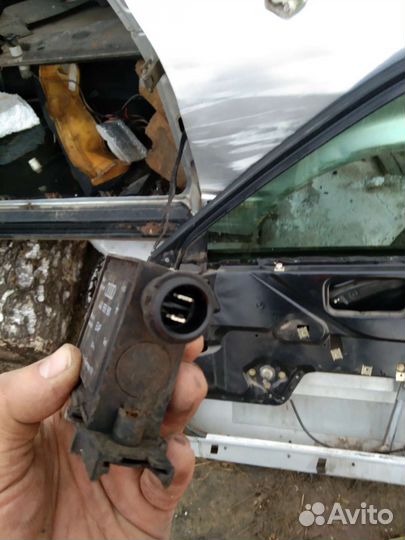 Подогрев личинки замка на Ауди 80